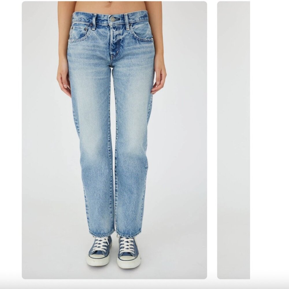 EUC MOUSSY VINTAGE JOELTON STRAIGHT-LOW RISE